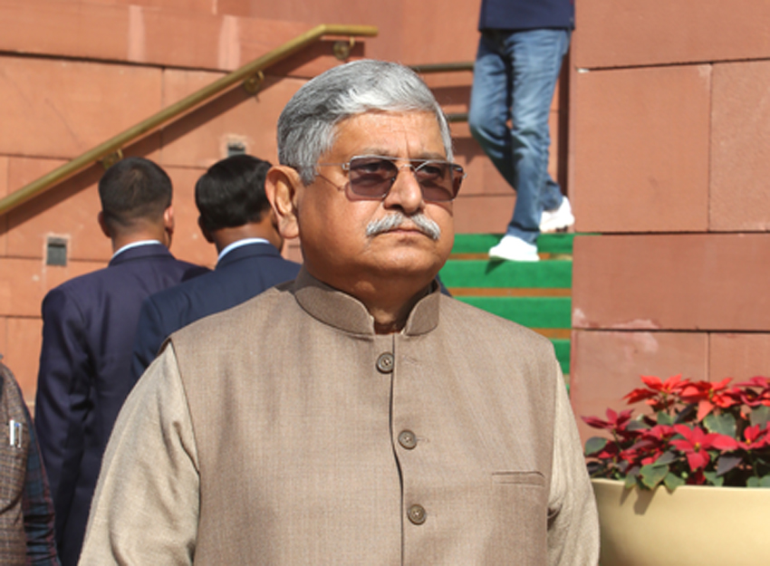 एआई समिट में यूथ कांग्रेस के शर्टलेस प्रोटेस्ट को लेकर राहुल पर बरसे केन्द्रीय मंत्री, कहा- वह नहीं सुधरने वाले