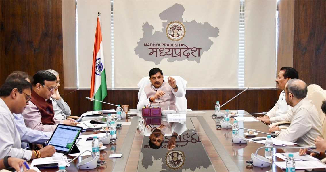 सीएम मोहन ने मिशन मोड में योजनाओं के क्रियान्वयन के दिए निर्देश, इन पर रहेगा फोकस