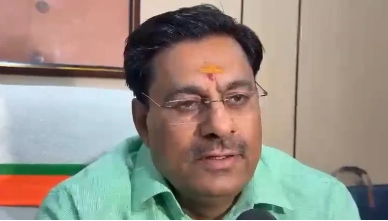 भाजपा विधायक गंभीर आरोप, रामेश्वर ने मथुरा की यात्रा निकालने दी चुनौती