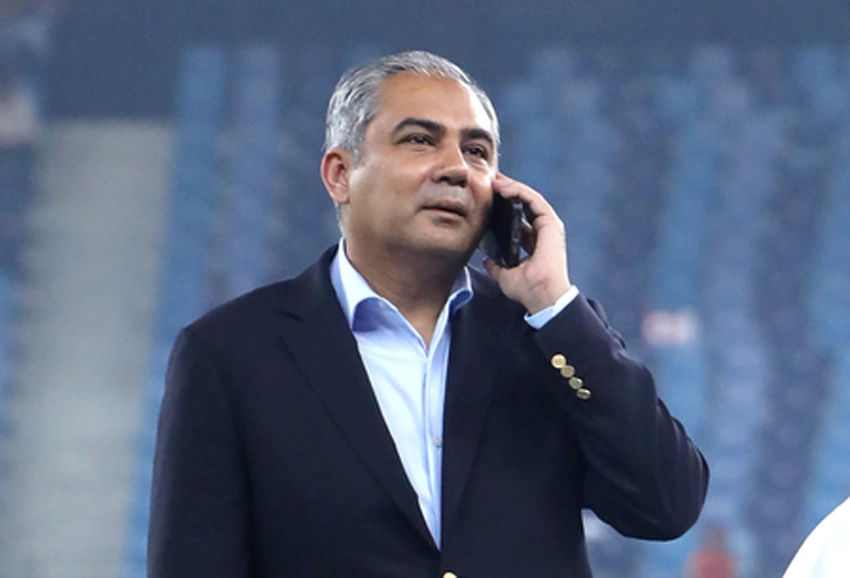 दिन में ऐसे में तारे देख रहे मोहसिन नकवी