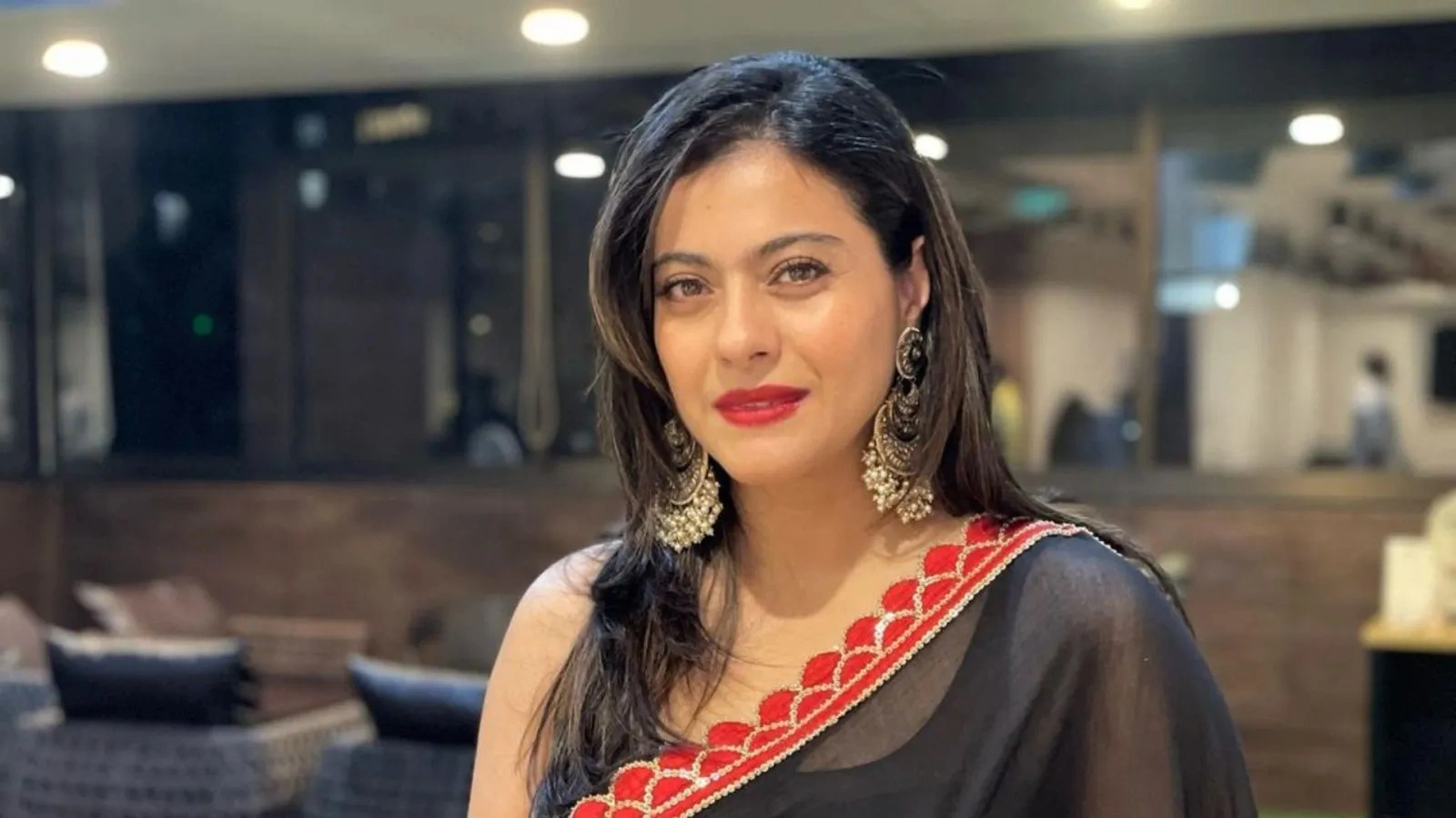 बोलीं- जो मेरे पोस्ट लाइक करते हैं, वही सबसे ज्यादा खुश और स्मार्ट