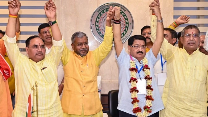 परिमल नाथवानी और बैद्यनाथ राम पहुंचे राज्यसभा, कांग्रेस की उम्मीदों को लगा जोर का झटका
