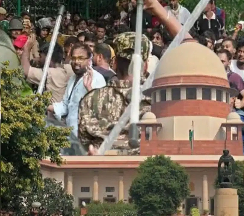 घायलों के इलाज के लिए दिल्ली सरकार को दिए अहम निर्देश, पैलेट गन के इस्तेमाल पर भी उठे अहम सवाल