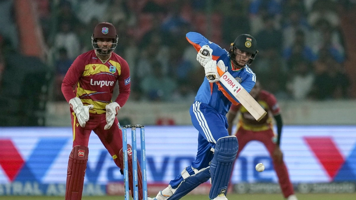 अभिषेक ने रचा छक्कों का इतिहास, सूर्यकुमार को पछाड़ा