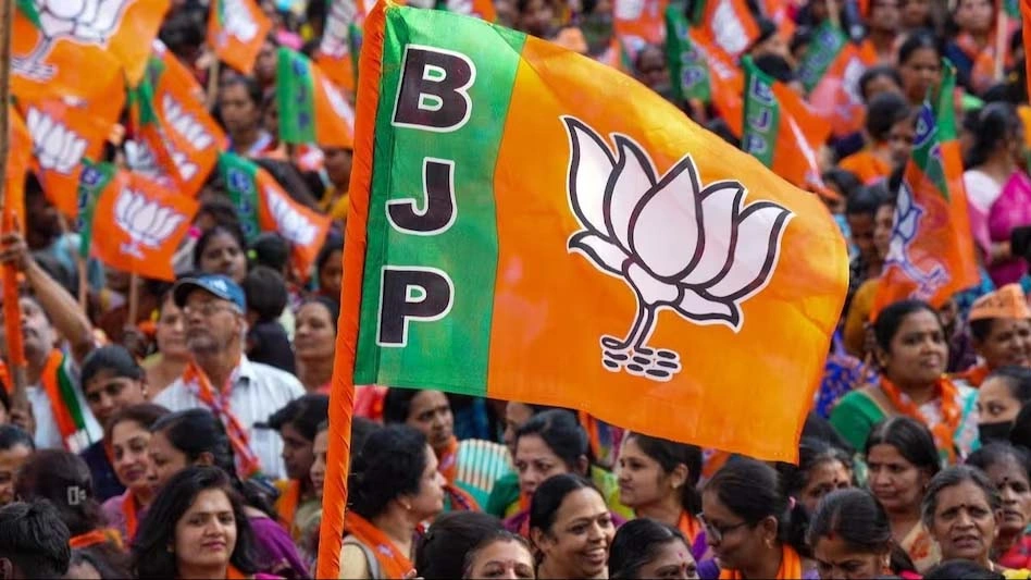 दतिया में पूरी जिला कार्यकारिणी भंग, समीक्षा रिपोर्ट के बाद पार्टी ने लिया सख्त फैसला, जिलाध्यक्ष से मंडल अध्यक्ष तक सभी पदाधिकारी हटाए गए