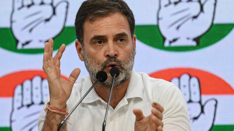 शीर्ष अदालत ने निचली अदालत की कार्यवाही और समन किया रद्द