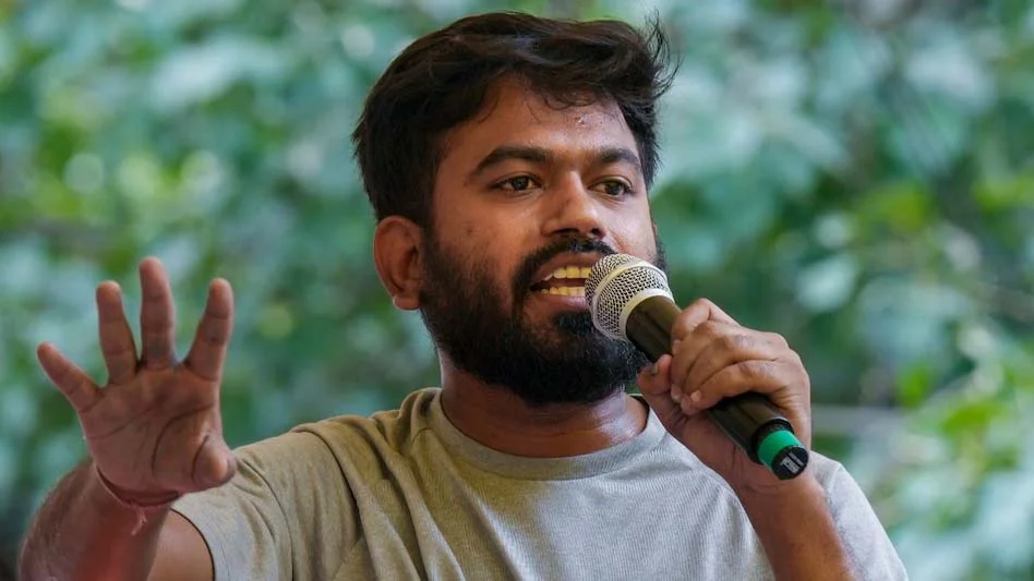 शिक्षिका की शिकायत पर एक्शन, सरकारी स्कूल में घुसकर वीडियो बनाने का आरोप