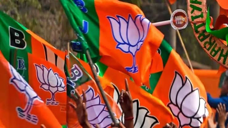 आज से भरे जाएंगे नामांकन फार्म, भाजपा में संभावित उम्मीदवारों को लेकर चर्चाओं का दौर तेज, शीर्ष नेतृत्व में टिकी नजरें