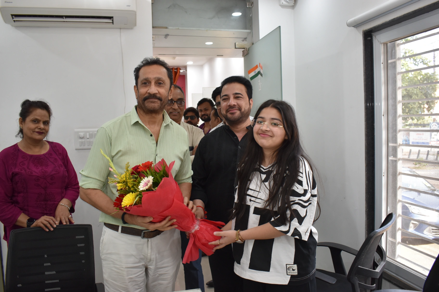 अभिनेता ने L N इंफ्रा के CMD डॉ. एल.एन. मालवीया से की विशेष मुलाकात
