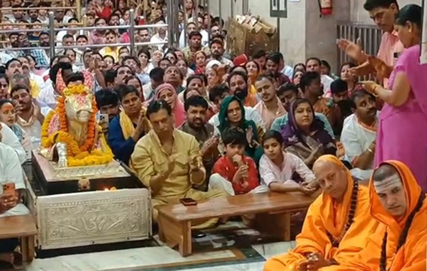 देखने को आस्था-श्रद्धा का अनूठा संगम, भोले का दिव्य दर्शन कर हुए भाव विभोर