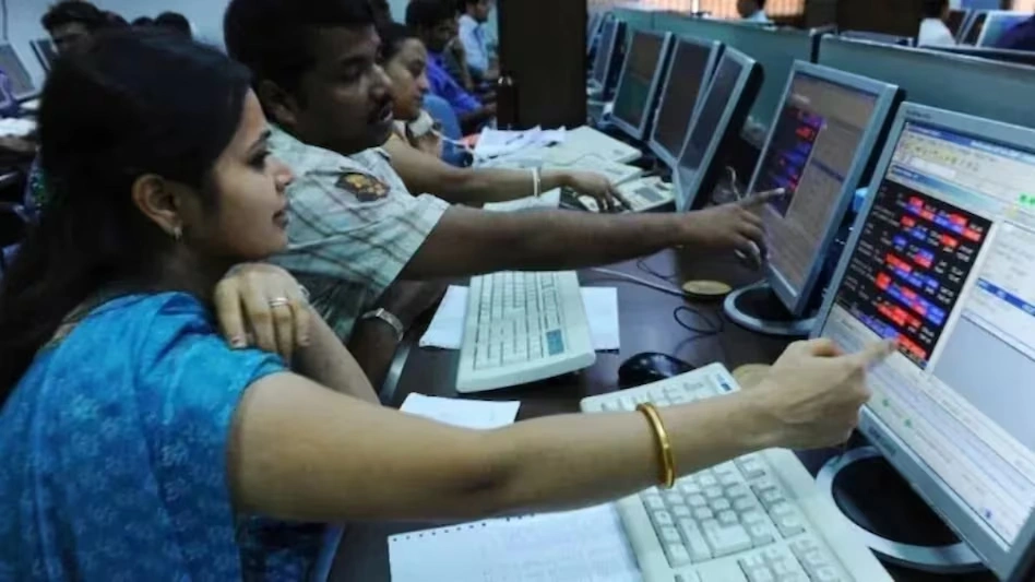 सेंसेक्स 1500 अंक उछला; निफ्टी भी 23,200 के पार
