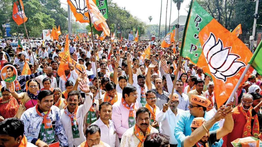 नेताओं को मिल रही नई जिम्मेदारियां