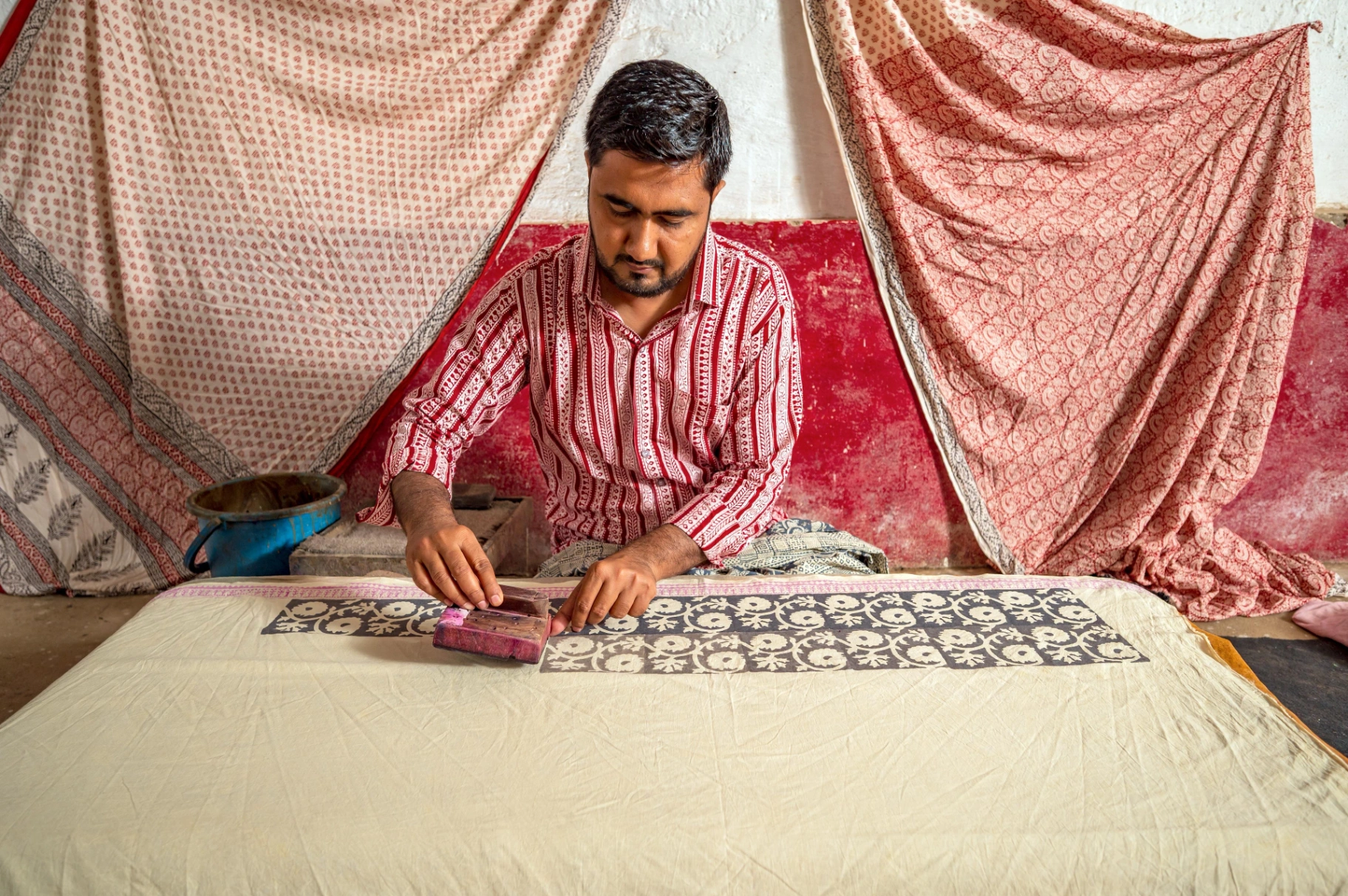 पेरिस में होगा प्रदर्शन