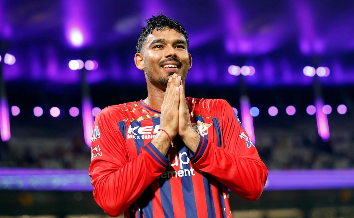 मुकुल चौधरी ने आईपीएल में लिखी पिता के सपनों की जीत, गरीबी-कर्ज और तानों के बीच पला सपना