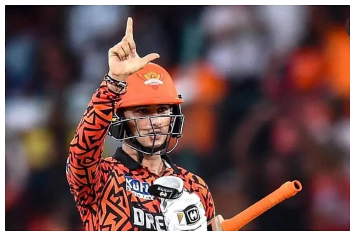 हैदराबाद ने दिल्ली को किया ध्वस्त