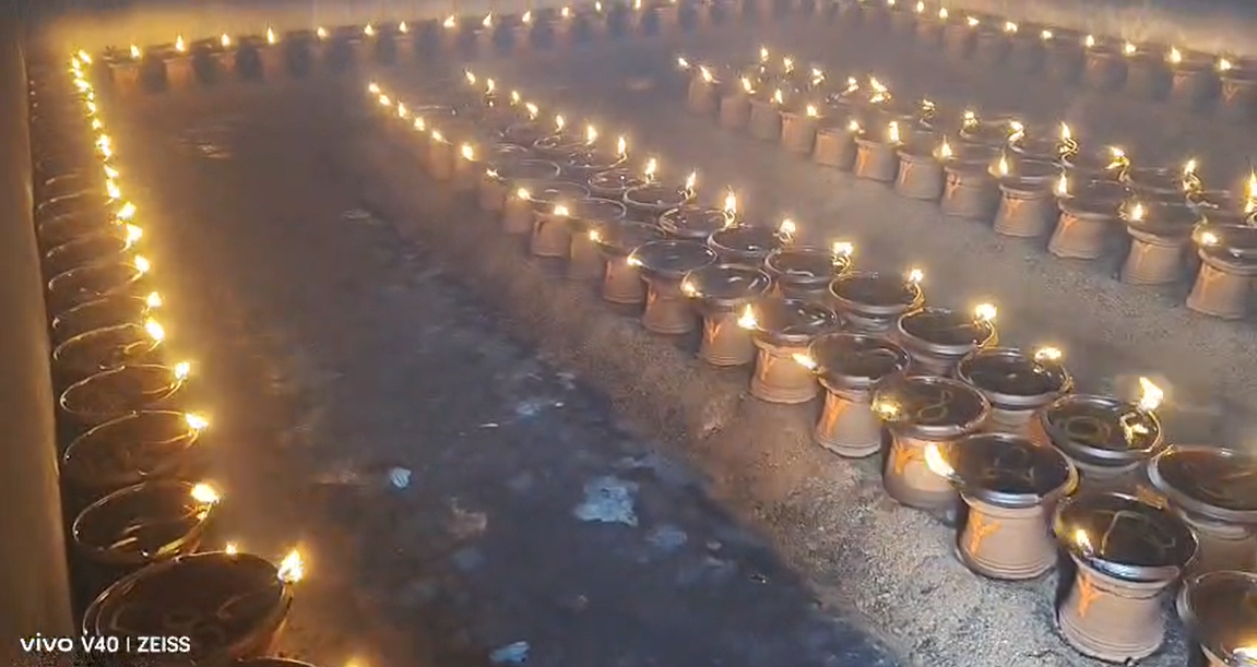 बुंदेली हीन पाठ माता मंदिर में नवरात्रि की धूम, 200 से ज्यादा मनोकामना ज्योत प्रज्वलित