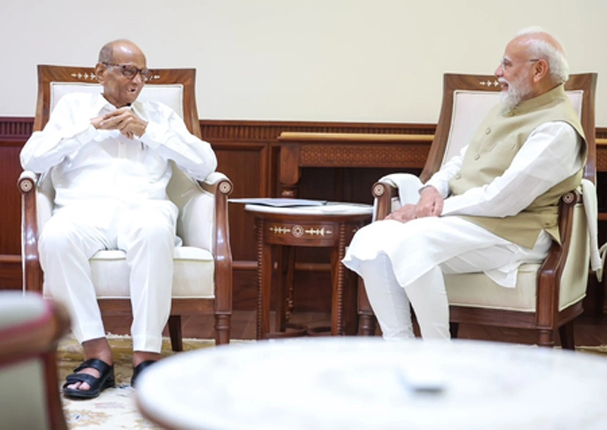 कल दिखे सीजेपी के प्रदर्शन में, आज पीएम मोदी से की मुलाकात, आखिरकार शरद पवार के मन में चल क्या रहा है, चर्चाओं का बाजार गर्म