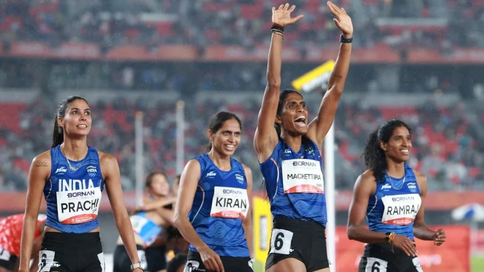 भारत की एथलीट बेटियों का स्वर्णिम धमाका, 4x400 मीटर रिले में लहराया तिरंगा, विथ्या ने लगाया पदकों का ‘पंच’