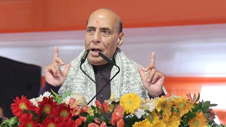 वंदे मातरम पर रक्षा मंत्री का कांग्रेस का तीखा हमला, दो टूक दी चेतावनी भी