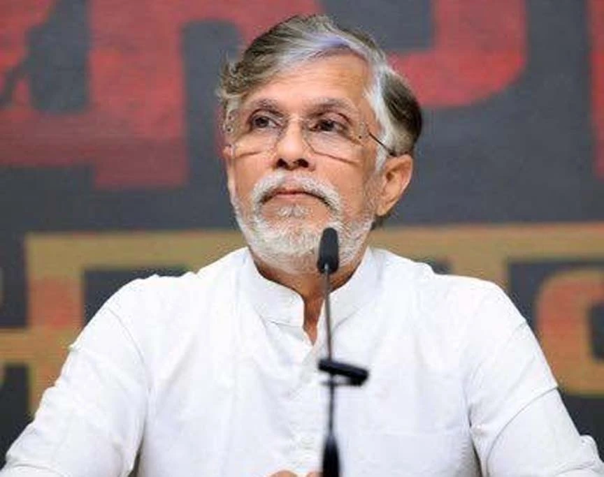 पवन खेडा ने किया पलटवार, बोले- चुनाव से सरकार बदलने में गलत क्या है