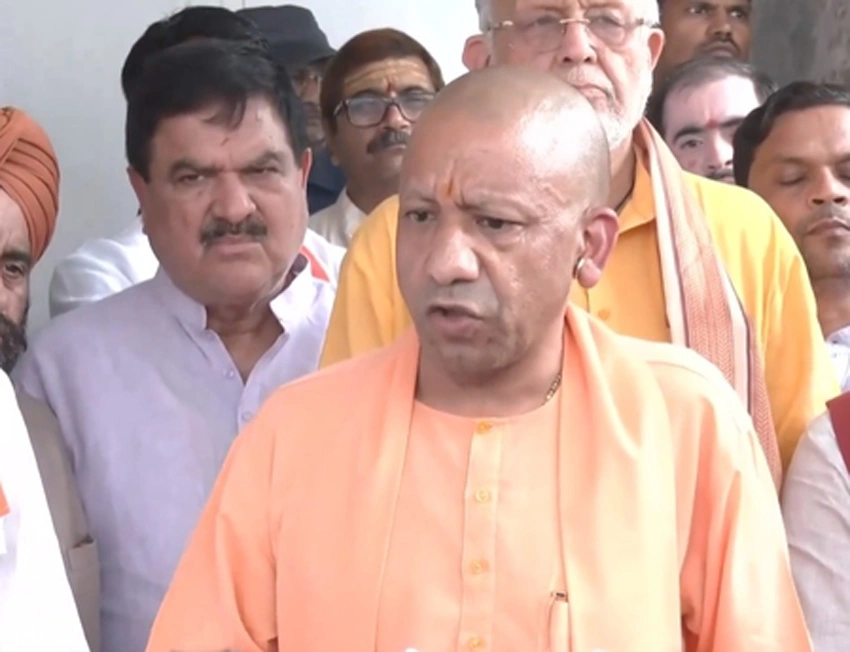 राम मंदिर चढ़ावा विवाद पर भड़के योगी, सपा-कांग्रेस पर किया तीखा वार