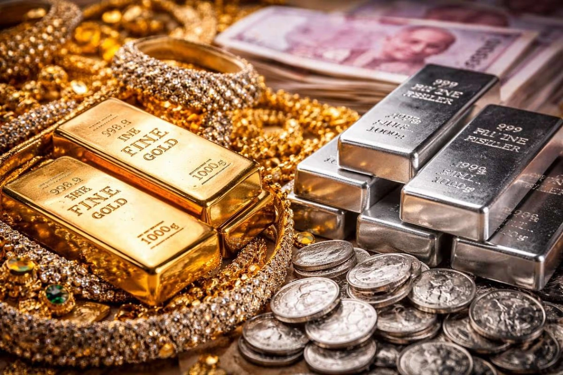 कम हुए कीमती धातुओं के भाव, चांदी 11,644 हुई सस्ती, सोने की भी चमक पड़ी फीकी