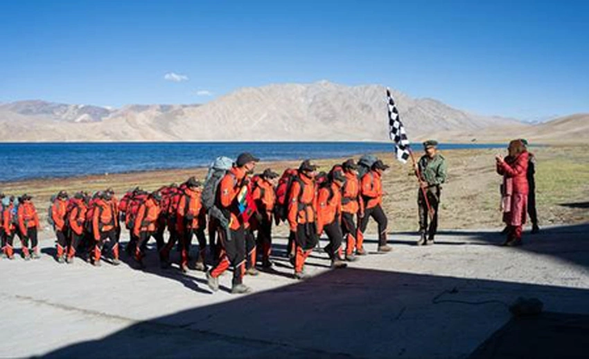 दुर्गम पराग ला दर्रा पर एनसीसी महिला कैडेटों ने गाड़ा झंडा, चुनौती भरी रही 18,300 फीट की ऊंचाई