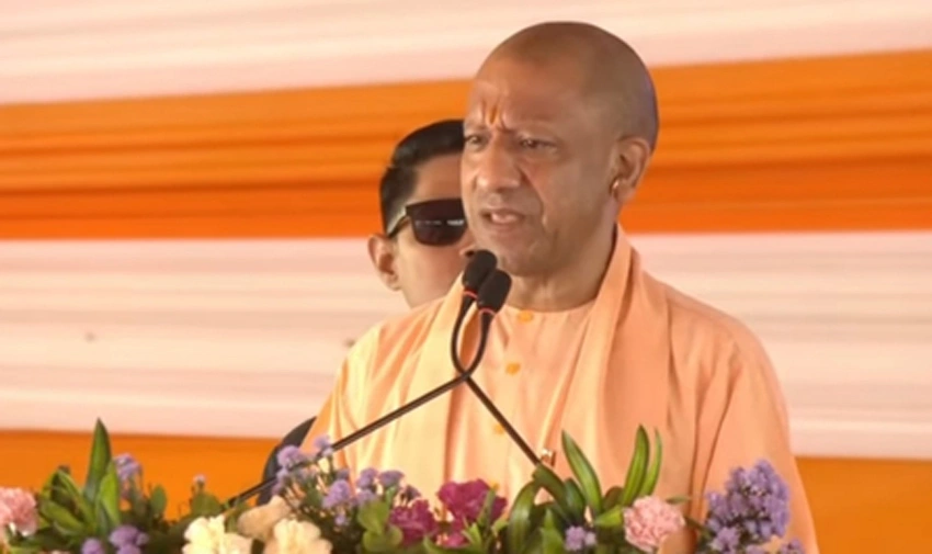 जो लोग रामभक्तों पर गोलियां चलाते थे, वहीं आज कर रहे आस्था की बात, सपा-कांग्रेस पर जमकर बरसे योगी