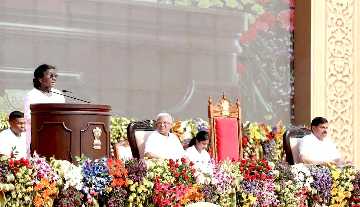 'योग भारत की अमूल्य धरोहर, राष्ट्रपति ने बताया 'योग फॉर हेल्दी एजिंग' थीम का महत्व, CM बोले- योग से दुनिया को मिला 'वसुधैव कुटुंबकम' का मार्ग