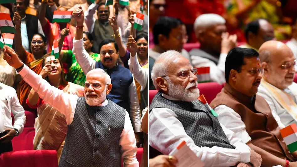 वंदे मातरम के नारों से हुई मीटिंग की शुरुआत, मोदी ने लहराया तिरंगा, सदन में विपक्ष को घेरने पर बनी रणनीति