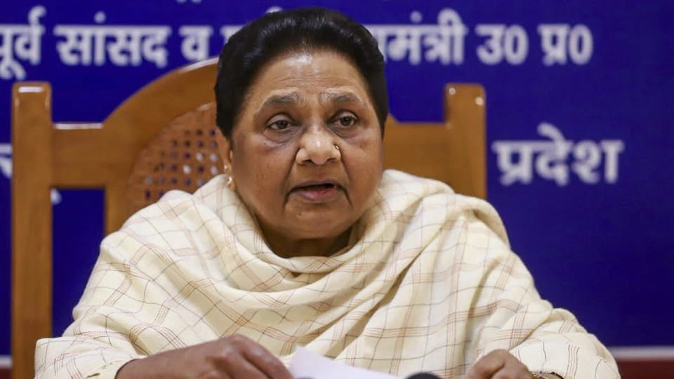 खड़गे के बयान पर बसपा सुप्रीमो की कांग्रेस को नसीहत, नेताओं को मर्यादा में रहने दी सलाह