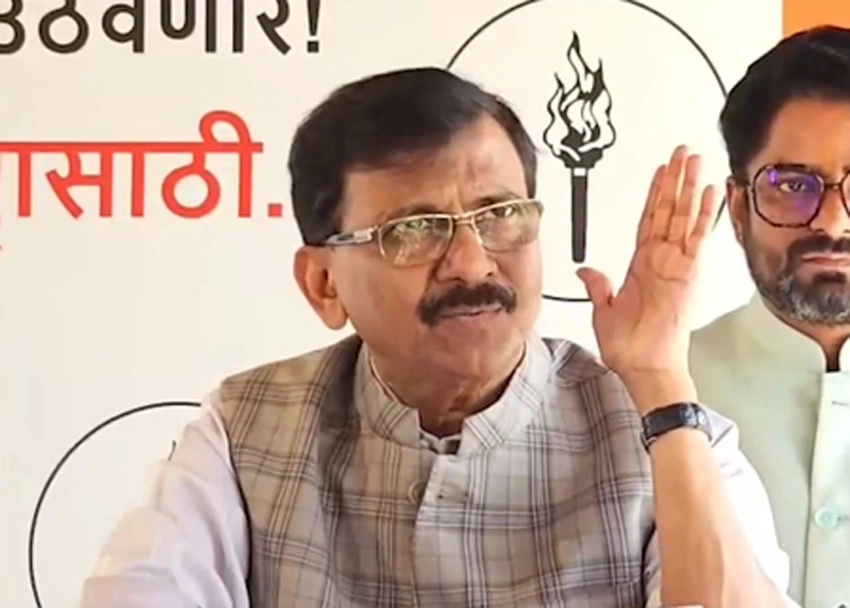 संजय राउत बोले- बंगाल में लोकतंत्र की हुई हार, दीदी के इस्तीफा न देने पर कही यह बात