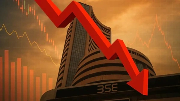 ट्रंप के दावे से बढ़ी घबराहट, सेंसेक्स 800 अंक तक टूटा; निफ्टी भी धड़ाम