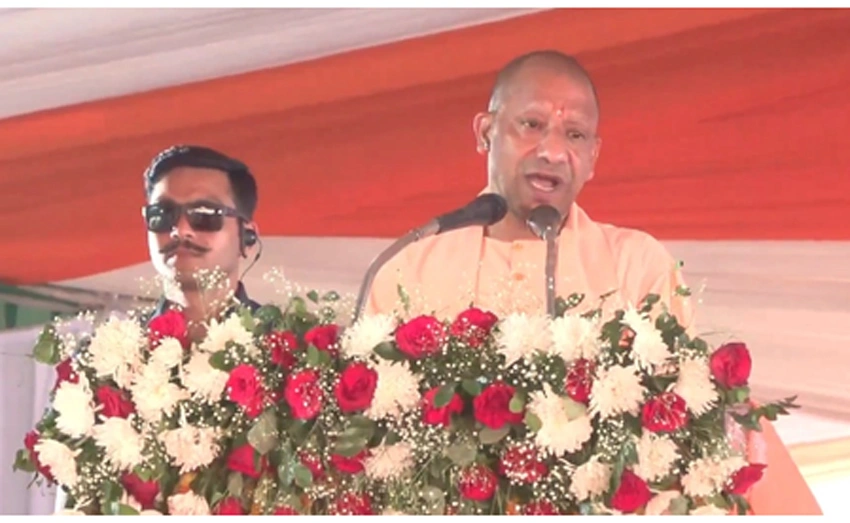 योगी बोले- नीयत साफ हो तो नियति बदलने में देर नहीं लगती, दी करोड़ों की और भी सौगात