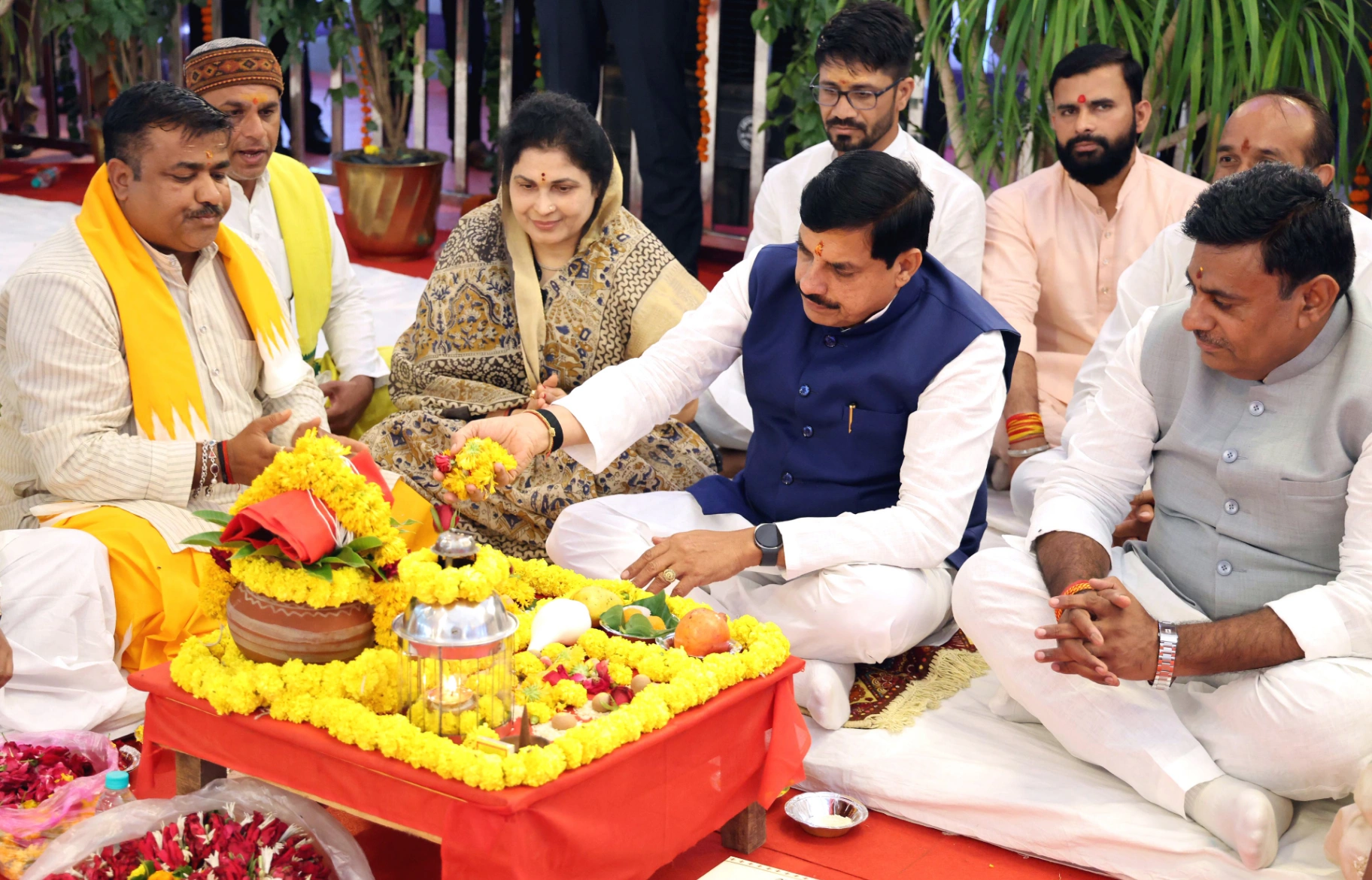 सीएम मोहन ने सतगढ़ी में रखी मुखर्जी स्मार्ट इंडस्ट्रियल पार्क की आधारशिला, 35 एकड़ में आकार लेगा प्रदेश का सबसे बड़ा कन्वेंशन सेंटर