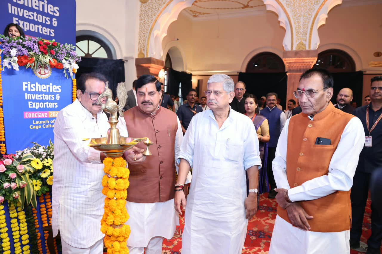 फिशरीज इन्वेस्टर्स कॉन्क्लेव में सीएम मोहन ने किए बड़े ऐलान, 40 हजार करोड़ के निवेश का खुलेगा रास्ता