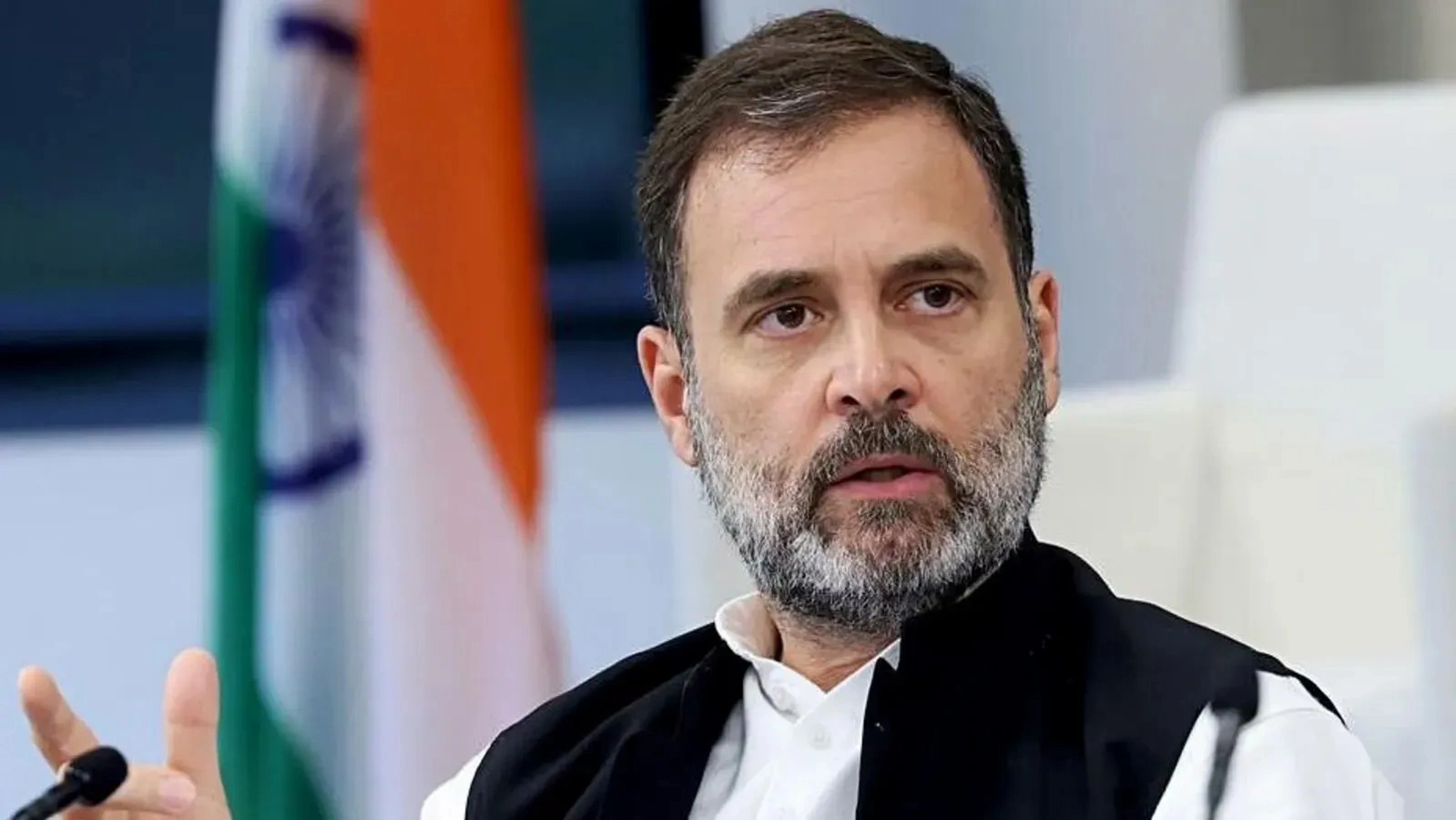 वीडियो जारी कर जनसभा को किया संबोधित, जल्द आने का दिया भरोसा