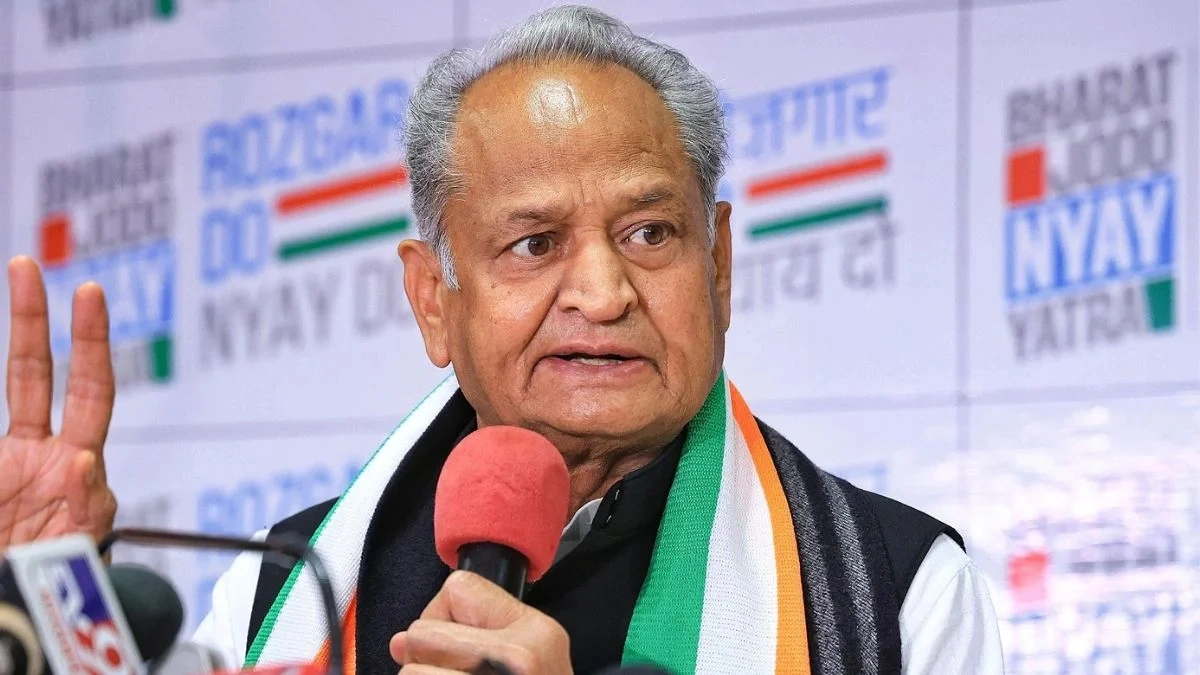 अशोक गहलोत का बड़ा दावा—कांग्रेस नेतृत्व के फैसले और पीछे की कहानी पर फिर उठा विवाद